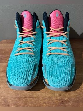 CROSSOVER CULTURE Kayo Turquoise Quickstrike Ice Athletic Basketball Sneakers